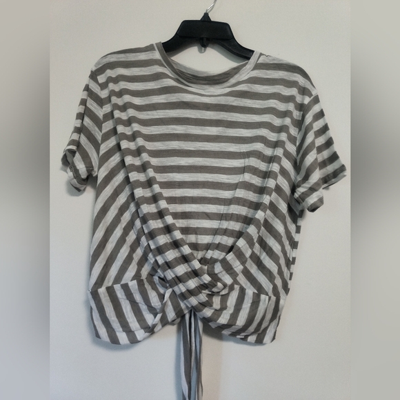 [5x$20] New Anthropologie/ Striped Shirt / Size Large Jr - Picture 2 of 4